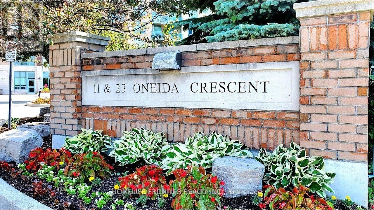 Property Photo:  23 Oneida Crescent 907  ON L4B 0A2 
