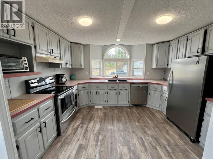 Property Photo: 171 Meikle Avenue BC V0C 2W0