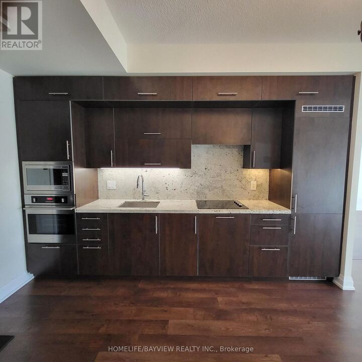 Property Photo:  5 Sheppard Avenue East 2022  ON M2N 0G4 