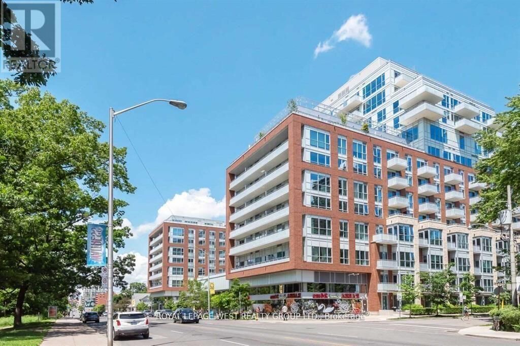 Property Photo:  1830 East Bloor St. W Street East 402  ON M6P 0A2 
