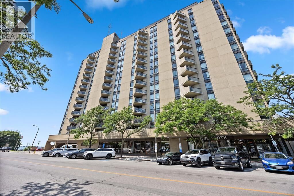 Property Photo:  155 Front Street North 910  ON N7T 7V5 