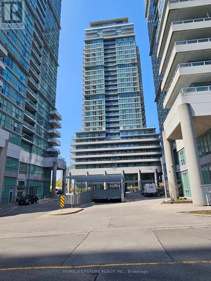 Property Photo:  60 Town Centre Court 1904  ON M1P 0B1 