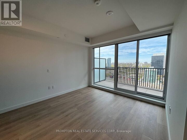 Property Photo:  75 Billes Heights 1710  ON M2K 0J8 