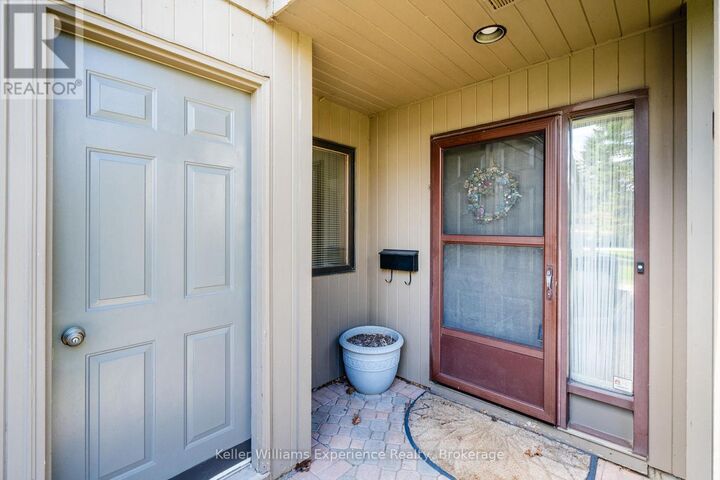 Property Photo:  8 Beck Boulevard 5  ON L9M 1C3 