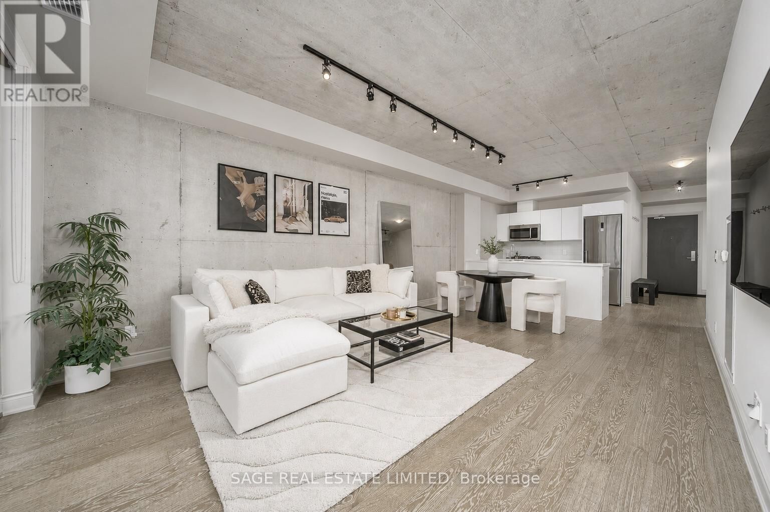 Property Photo:  608 Richmond Street West 320  ON M5V 0N9 
