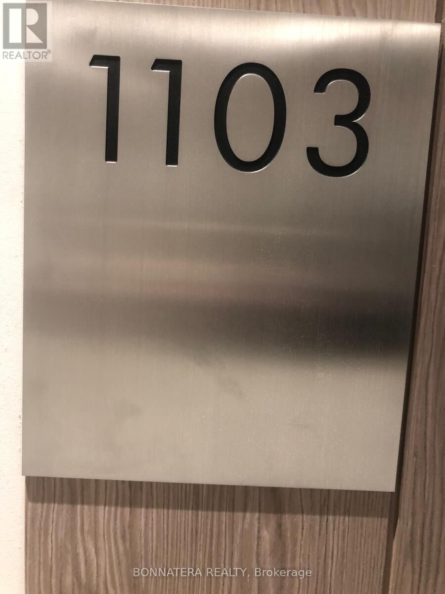 Property Photo:  215 Queen Street East 1103  ON M5A 1S2 