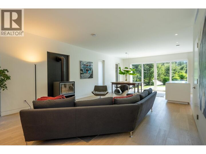 Property Photo:  6187 Eagle Drive  BC V8E 0C6 