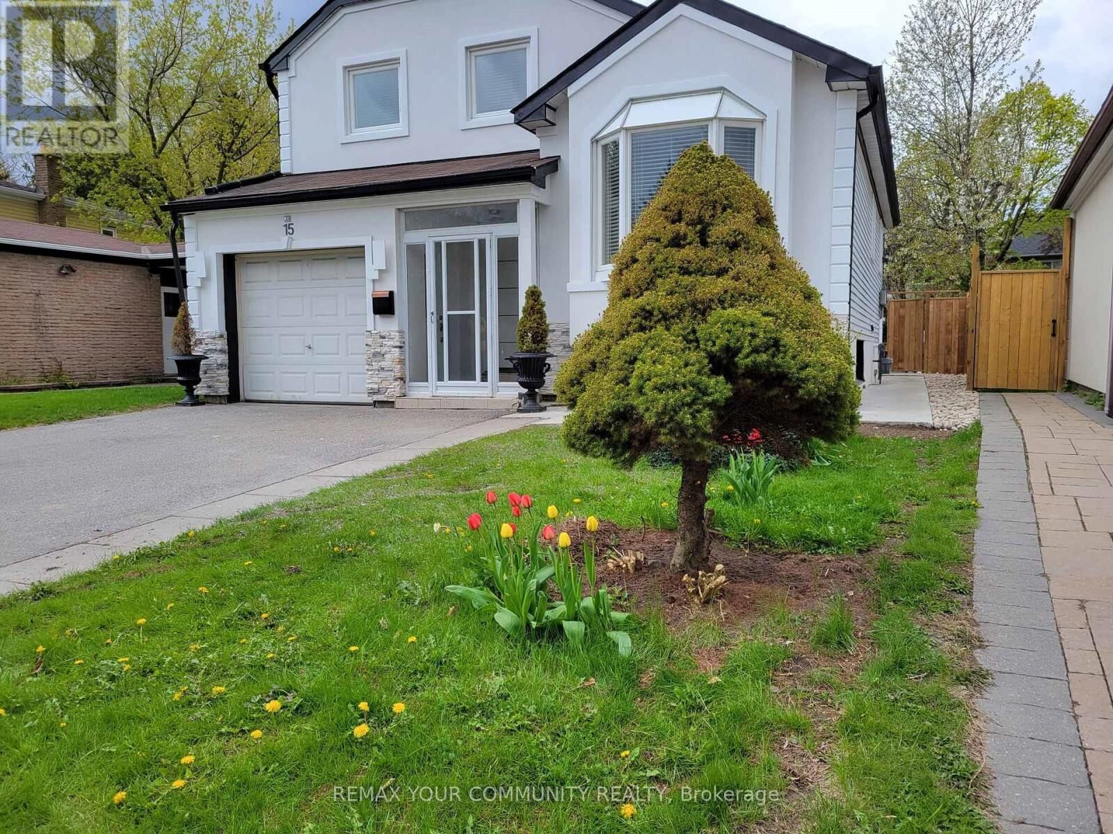 Property Photo:  15 Springhead Gardens Basement  ON L4C 5B8 