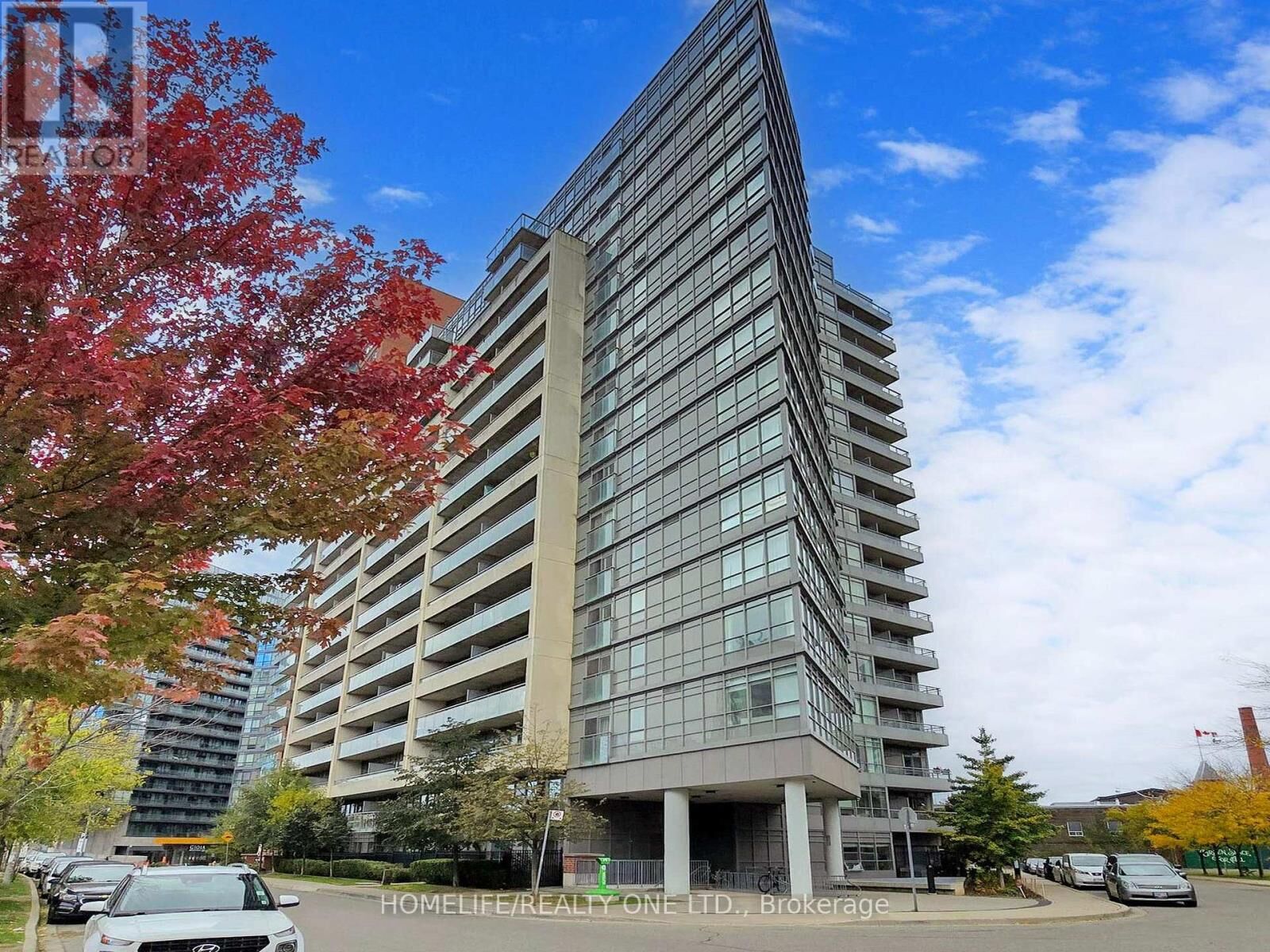 Property Photo:  38 Joe Shuster Way 2003  ON M6K 0A5 