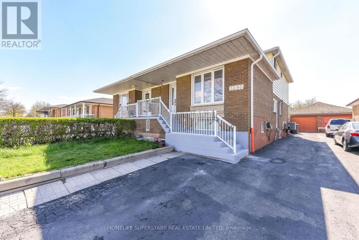 Property Photo:  3280 Clara Drive  ON L4T 2C7 