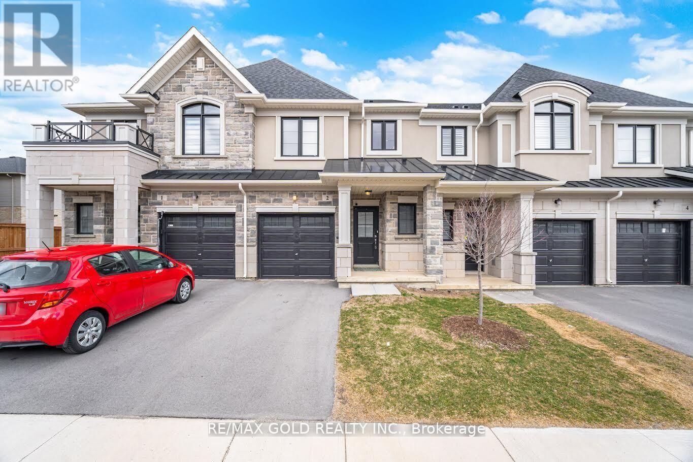 Property Photo:  30 Mia Drive 2  ON L9B 0K1 