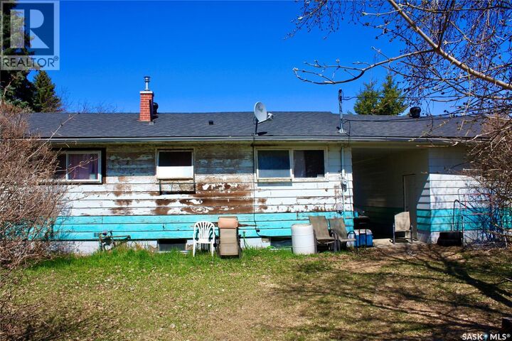Property Photo:  209 2nd Avenue  SK S0K 0C0 