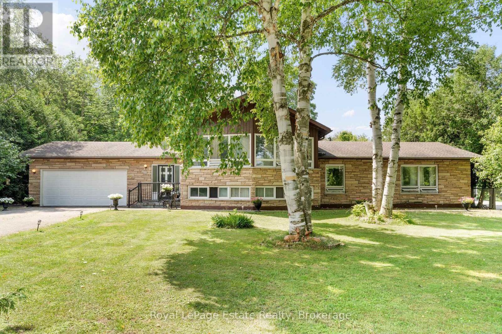Property Photo:  97 Dorena Crescent  ON N0H 2G0 