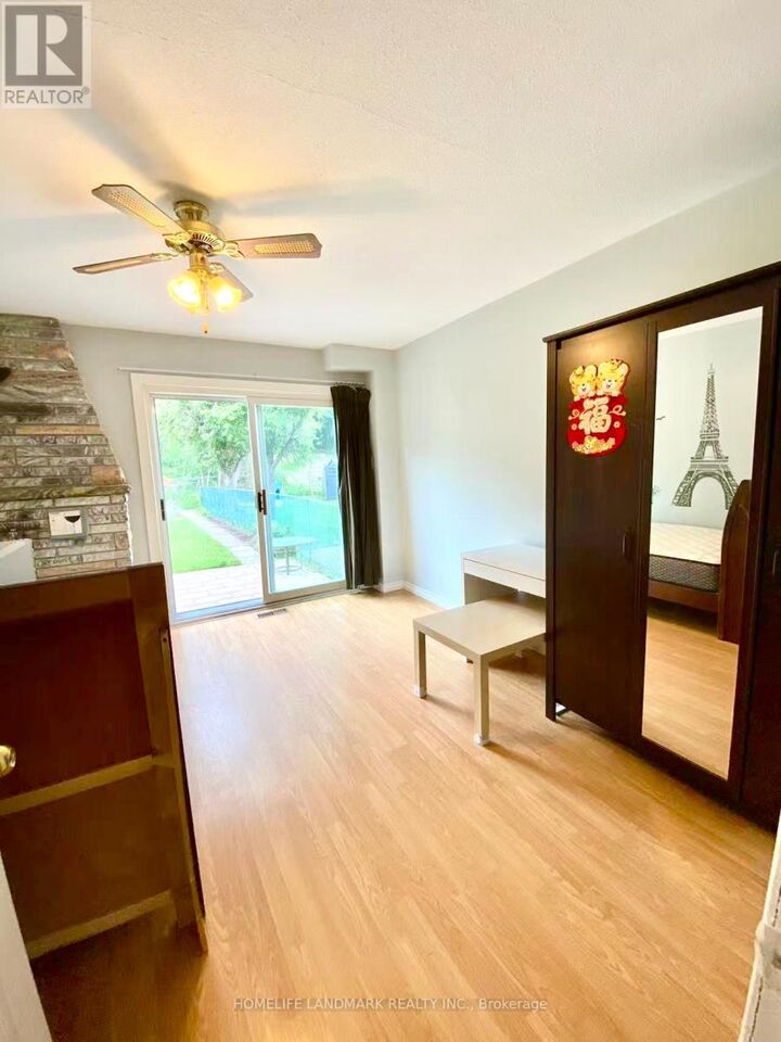 Property Photo:  66 Chipwood Crescent East  ON M2J 3X7 