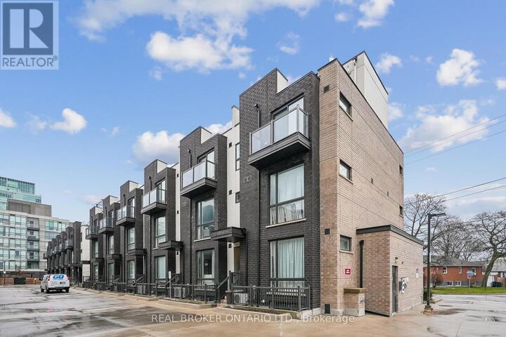 Property Photo:  26 Fieldway Road 46  ON M8Z 3L2 