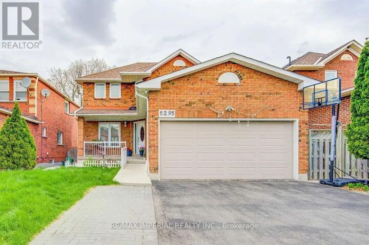 Property Photo:  5295 Thornwood Drive Upper  ON L4Z 3J3 