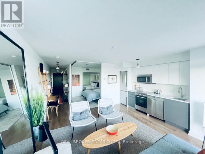 Property Photo:  78 Tecumseth Street 1112  ON M5V 0A9 