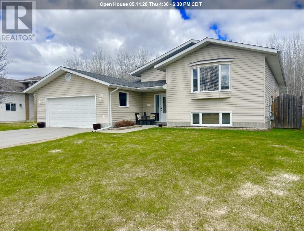 Property Photo:  912 Kaitlyn Drive  ON P9A 3X4 