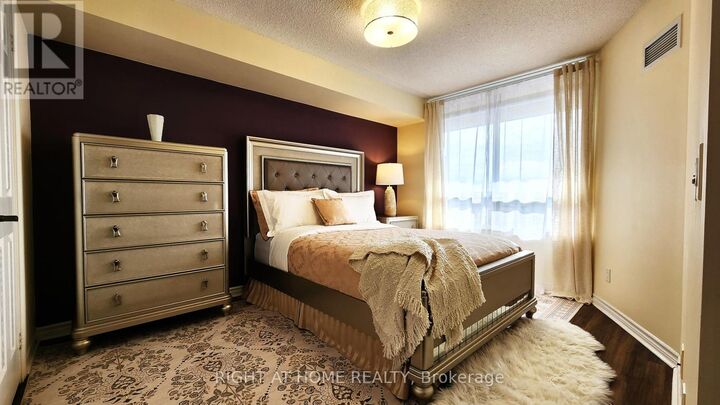 Property Photo:  700 Humberwood Boulevard 2422  ON M9W 7J4 