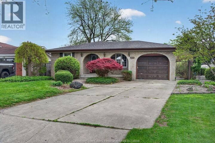 Property Photo:  10626 Keating Crescent  ON N8R 1T5 