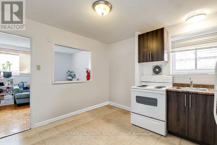 Property Photo:  296 St Patrick Street 1  ON K1N 5K5 