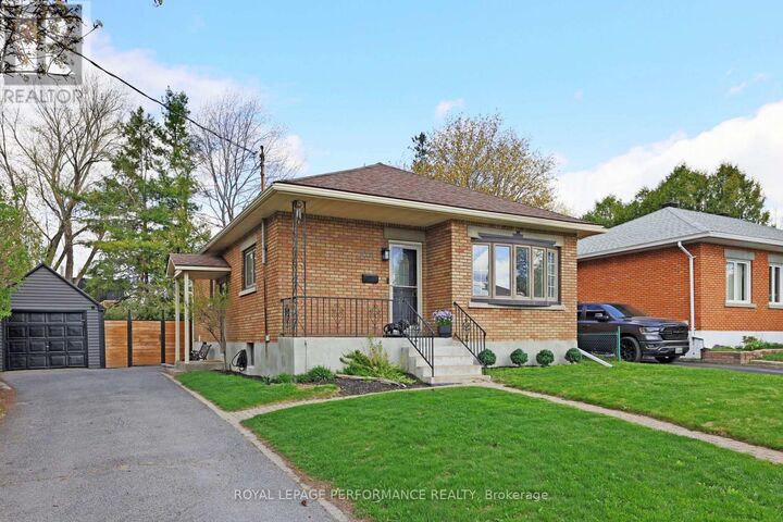 Property Photo:  390 Maria Goretti Circle  ON K1L 6S4 