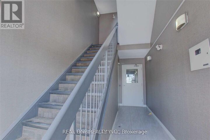 Property Photo:  1450 Glen Abbey Gate 1113  ON L6M 2V7 