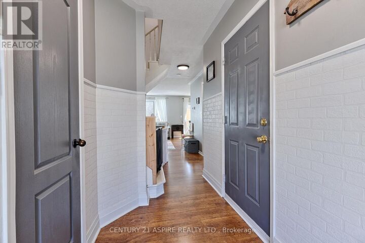Property Photo:  30 Vermont Meadow  ON K8H 3N4 