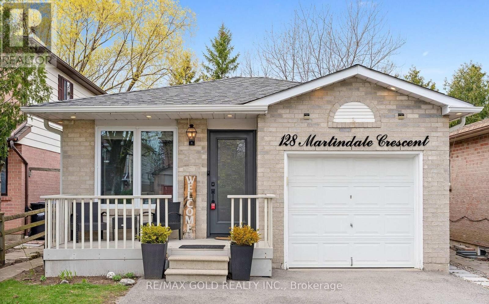Property Photo:  128 Martindale Crescent  ON L6X 2V1 