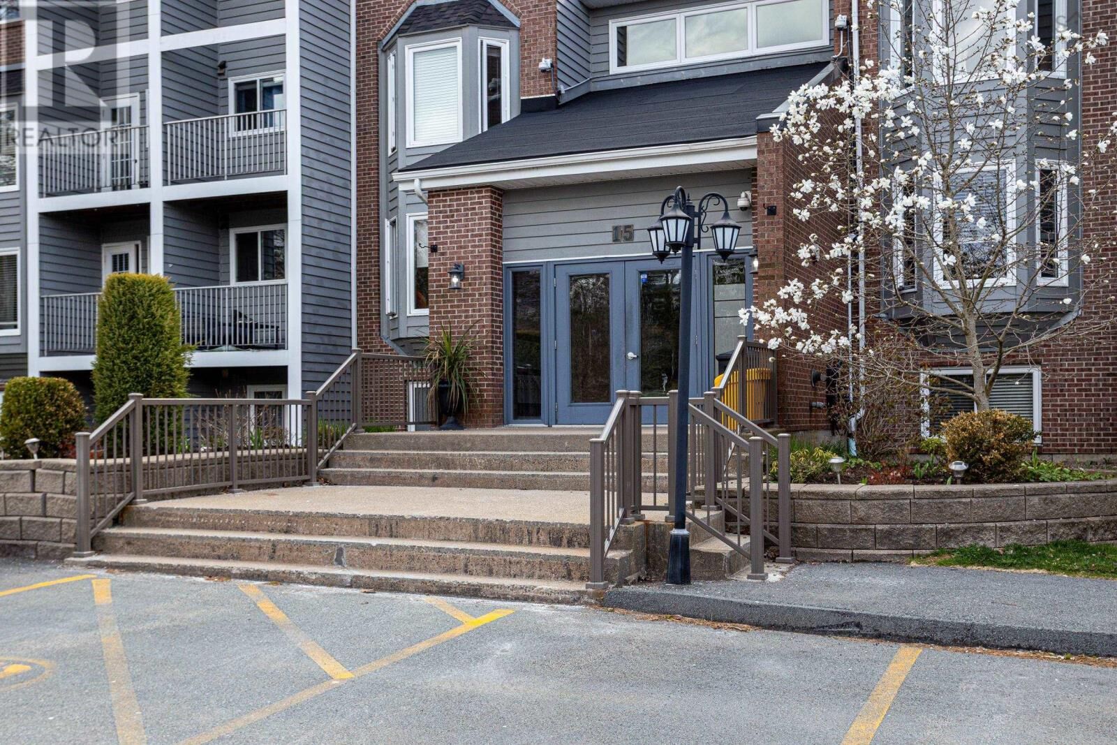 Property Photo:  15 Knightsridge Drive 310  NS B3M 3S9 