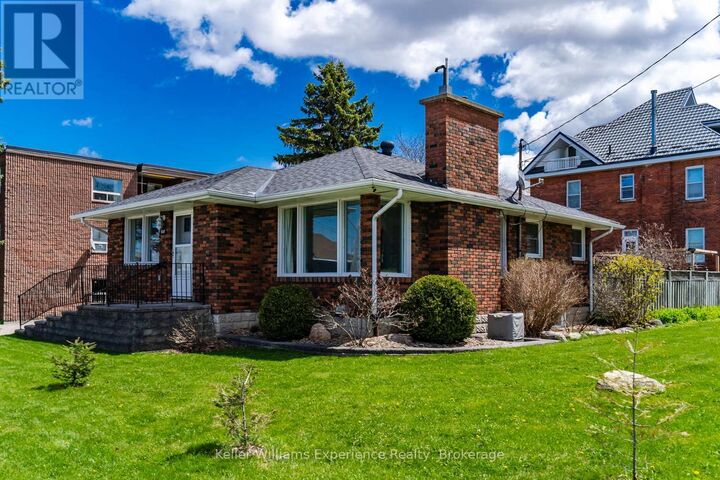 Property Photo:  557 Hugel Avenue  ON L4R 1W1 