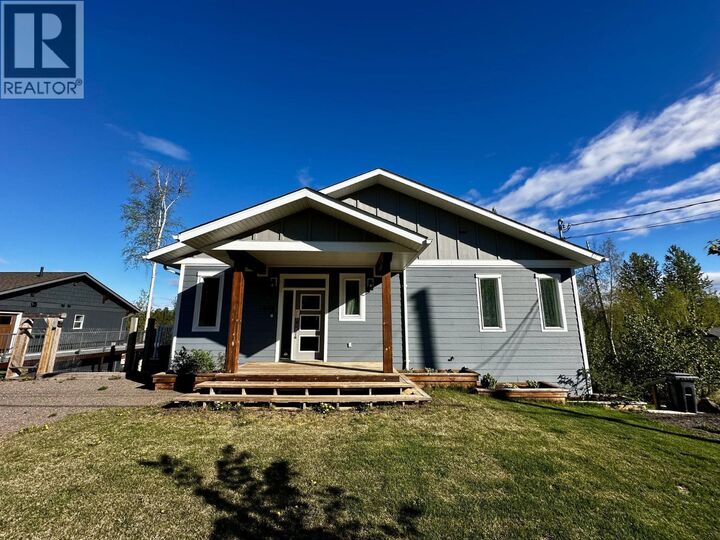Property Photo:  1494 Chestnut Street  BC V0J 2X0 