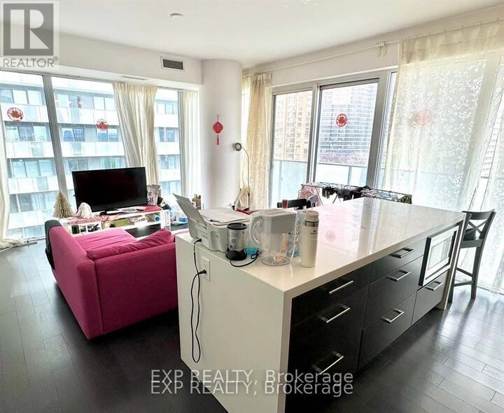 Property Photo:  65 St Mary Street 702  ON M5S 0A6 