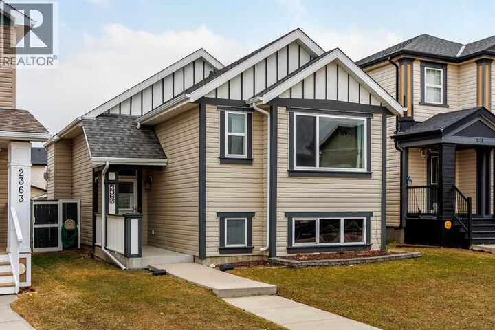 Property Photo:  2367 Sagewood Gate Southwest  AB T4B 3M7 
