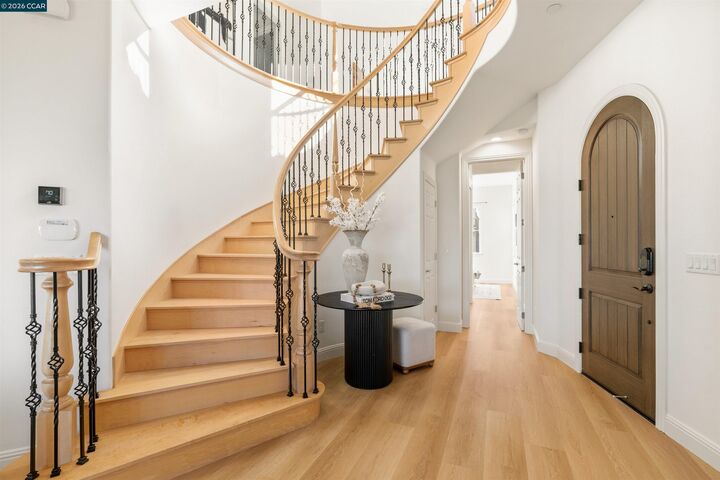 Property Photo:  1195 Trumpet Vine Ln  CA 94582 