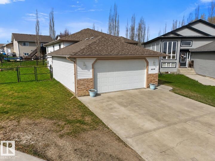 Property Photo: 4608 39 Street AB T7A 0A8
