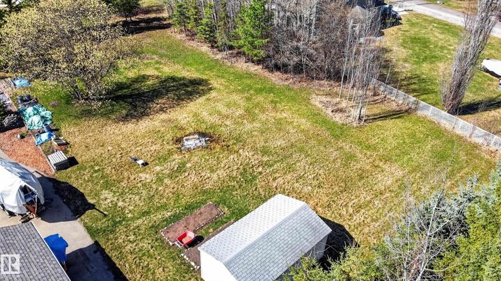 Property Photo:  4920 48A Avenue  AB T0E 0A0 
