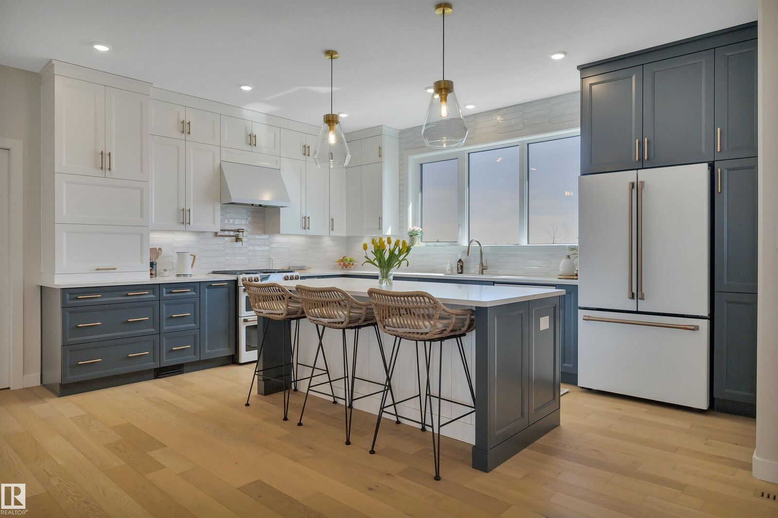 Property Photo:  49035 Rge Rd 250 10  AB T4X 2B9 
