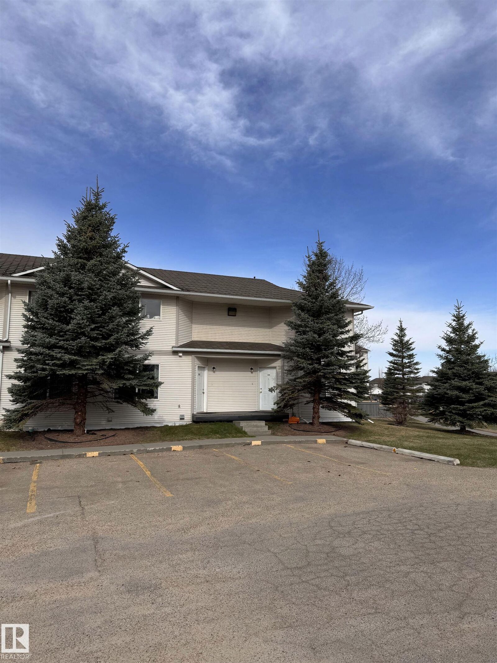 Property Photo:  801 Bothwell Drive 108  AB T8H 2L1 
