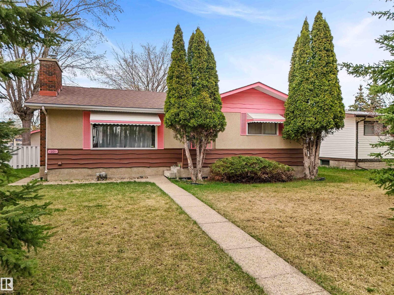 Property Photo:  5124 49 Avenue  AB T7A 1J7 