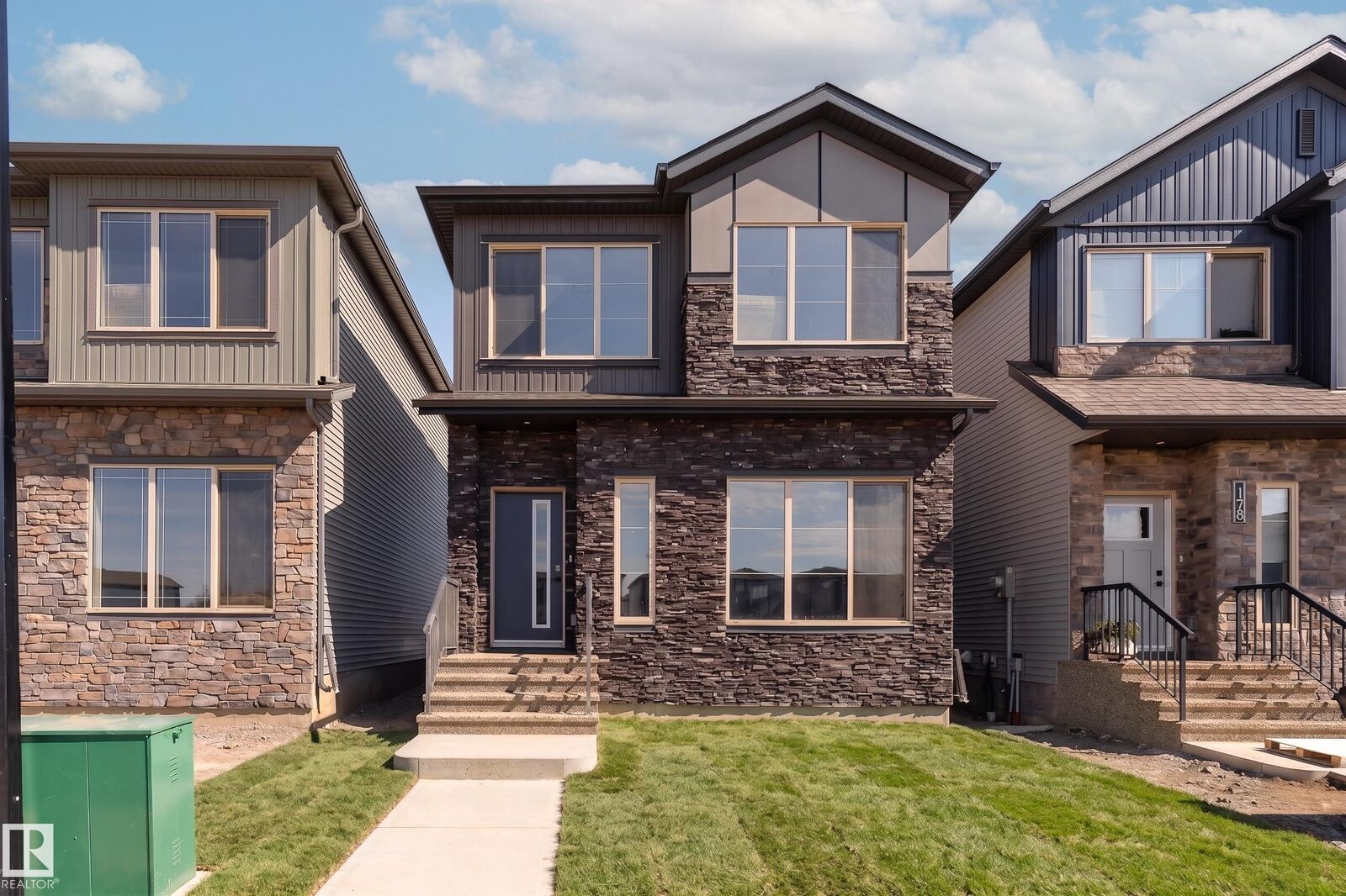 Property Photo:  138 Garneau Gate  AB T7X 0Z6 