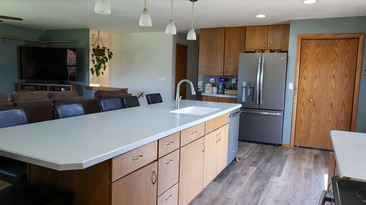 Property Photo:  2607 Nelson Ave  IA 50569 