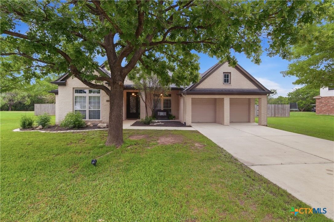 Property Photo:  113 Las Brisas Boulevard  TX 78155 