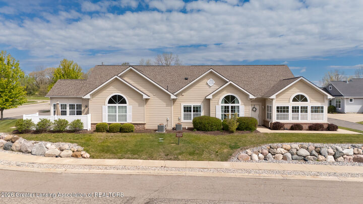 Property Photo:  3406 Hamlet Circle  MI 48823 