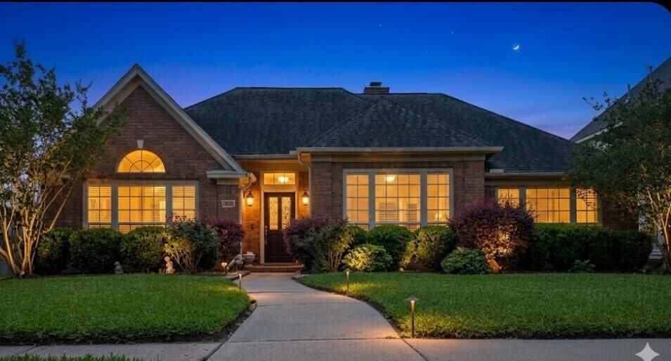 Property Photo: 13107 Walnut Lake Road TX 77065