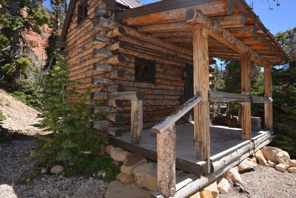 Property Photo:  2008 W Brown Bear Road  UT 84762 
