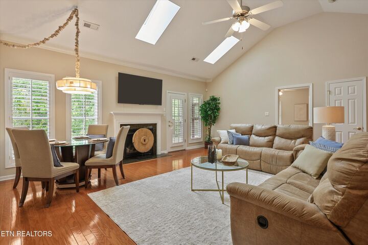 Property Photo:  4647 Oak Meadow Way  TN 37918 