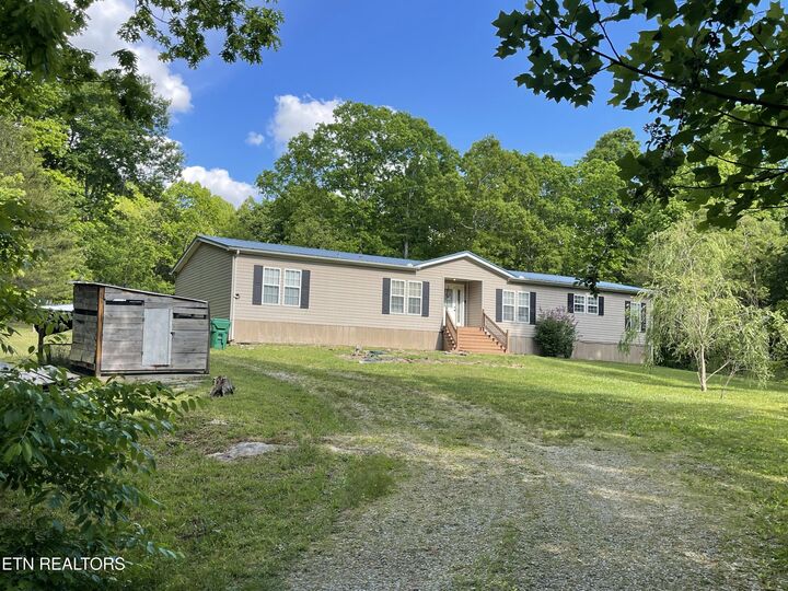 Property Photo:  133 Thompson Rd  TN 38571 