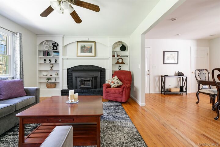 Property Photo: 12 Oriole Drive NY 12498