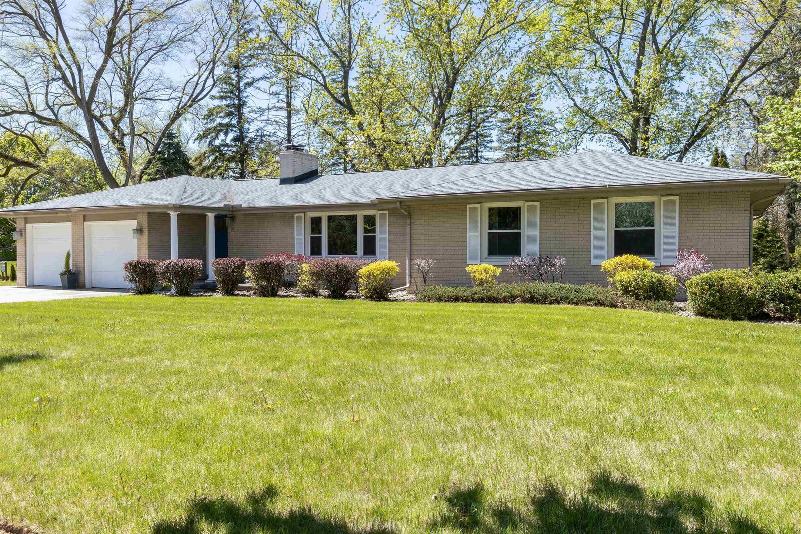 Property Photo:  4701 Swede  MI 48642 